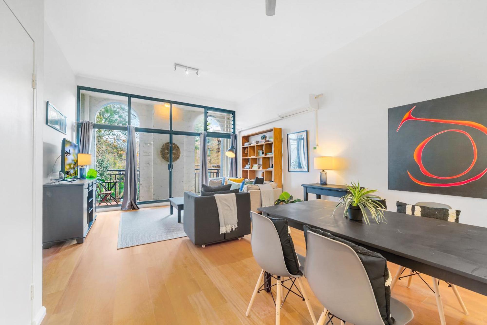 Tranquil 2-bed Retreat With Parking In Surry Hills * Sydney