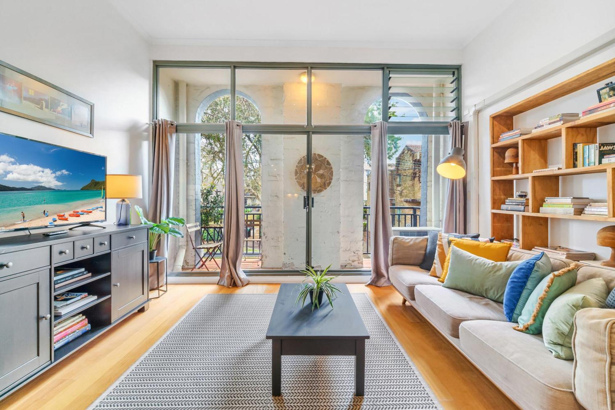 Tranquil 2-bed Retreat With Parking In Surry Hills * Sydney