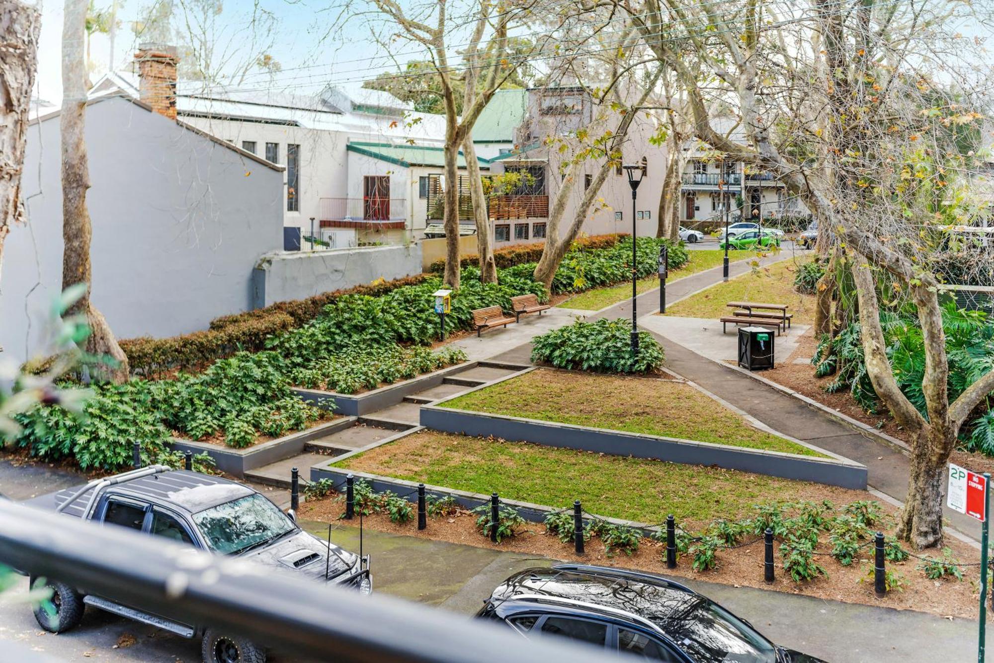 Apartment Tranquil 2-bed Retreat With Parking In Surry Hills